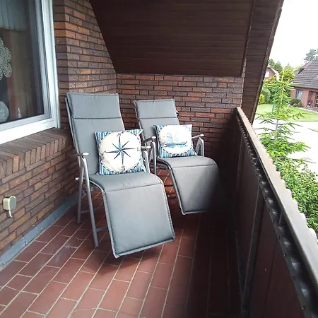 Huus Bi'd Flinten Apartamento Esens